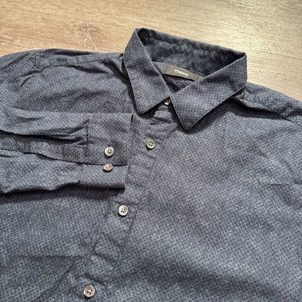 Theory Shirt Mens Medium Blue Geometric Print Preppy Normcore Button Up Cotton